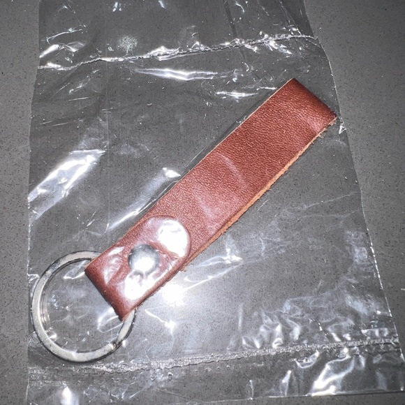 Leather key chains - Picture 10 of 10